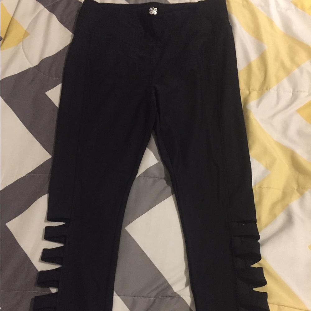 Exercise Capris Large WORN ONCE!
